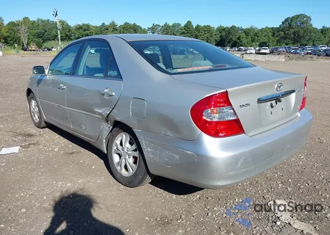 2004 Toyota Camry Le V6 from USA, damaged, VIN 4T1BF32K14U569957